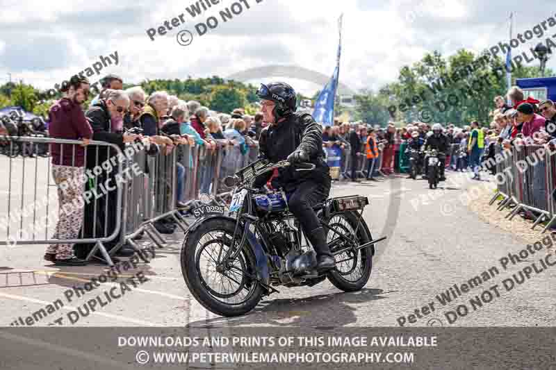 Vintage motorcycle club;eventdigitalimages;no limits trackdays;peter wileman photography;vintage motocycles;vmcc banbury run photographs